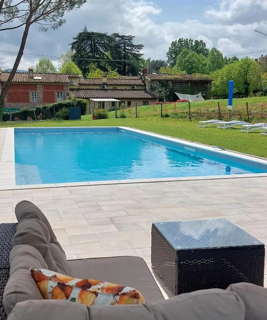 Semesterbostad Casabeppe Villa Lucca